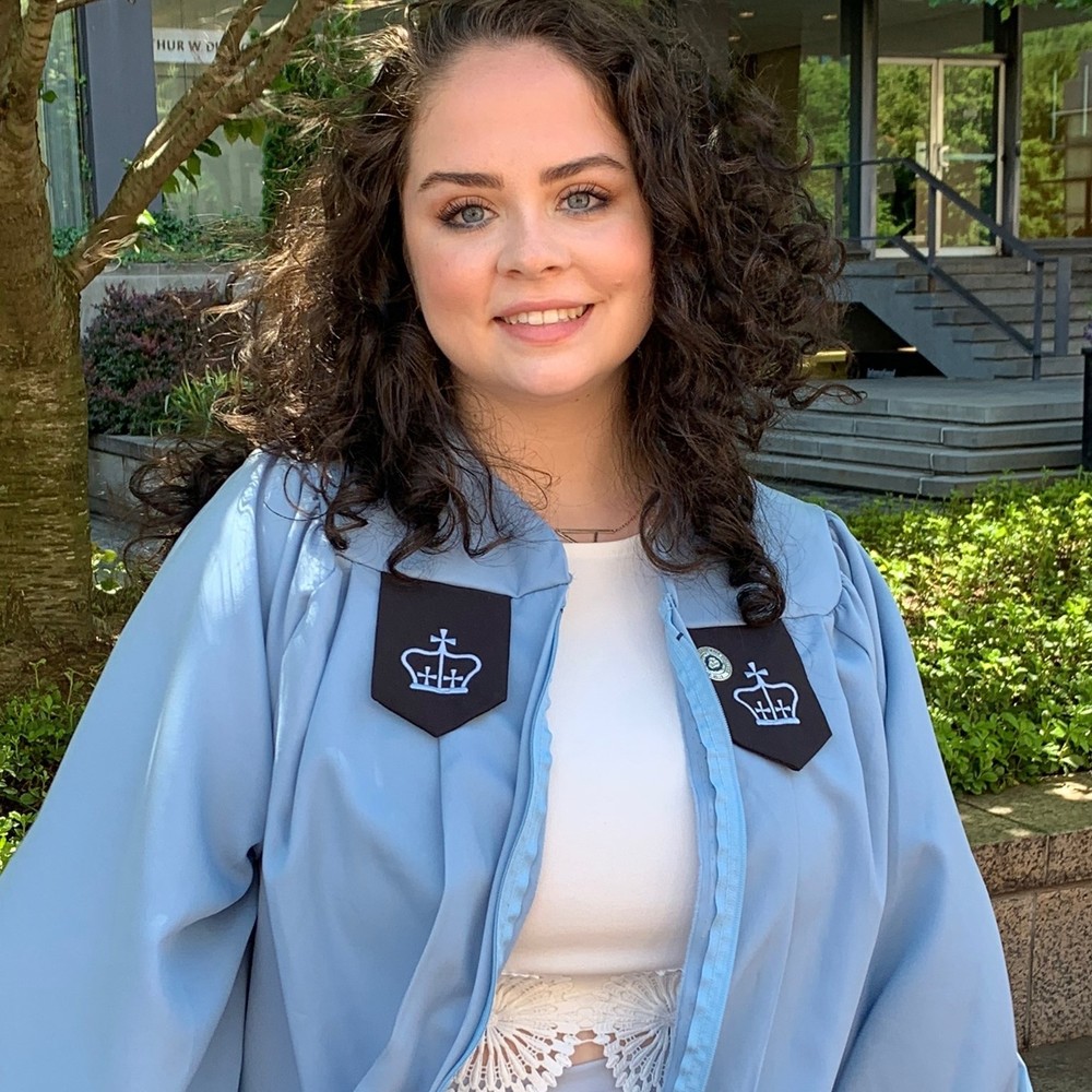 Meet your Posher, Alison